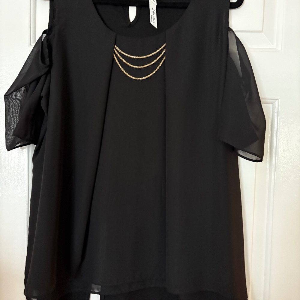 Cold shoulder top
